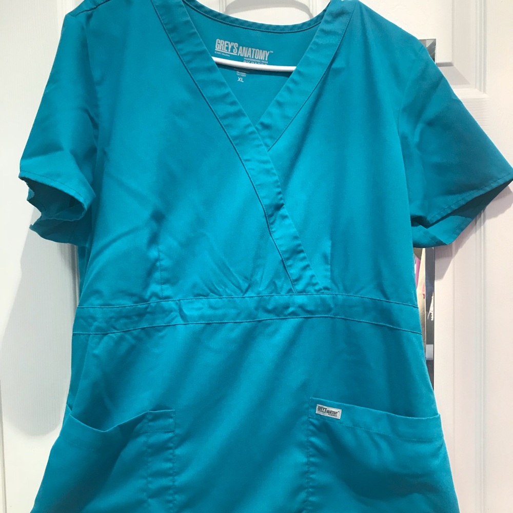 Greys anatomy scrub top